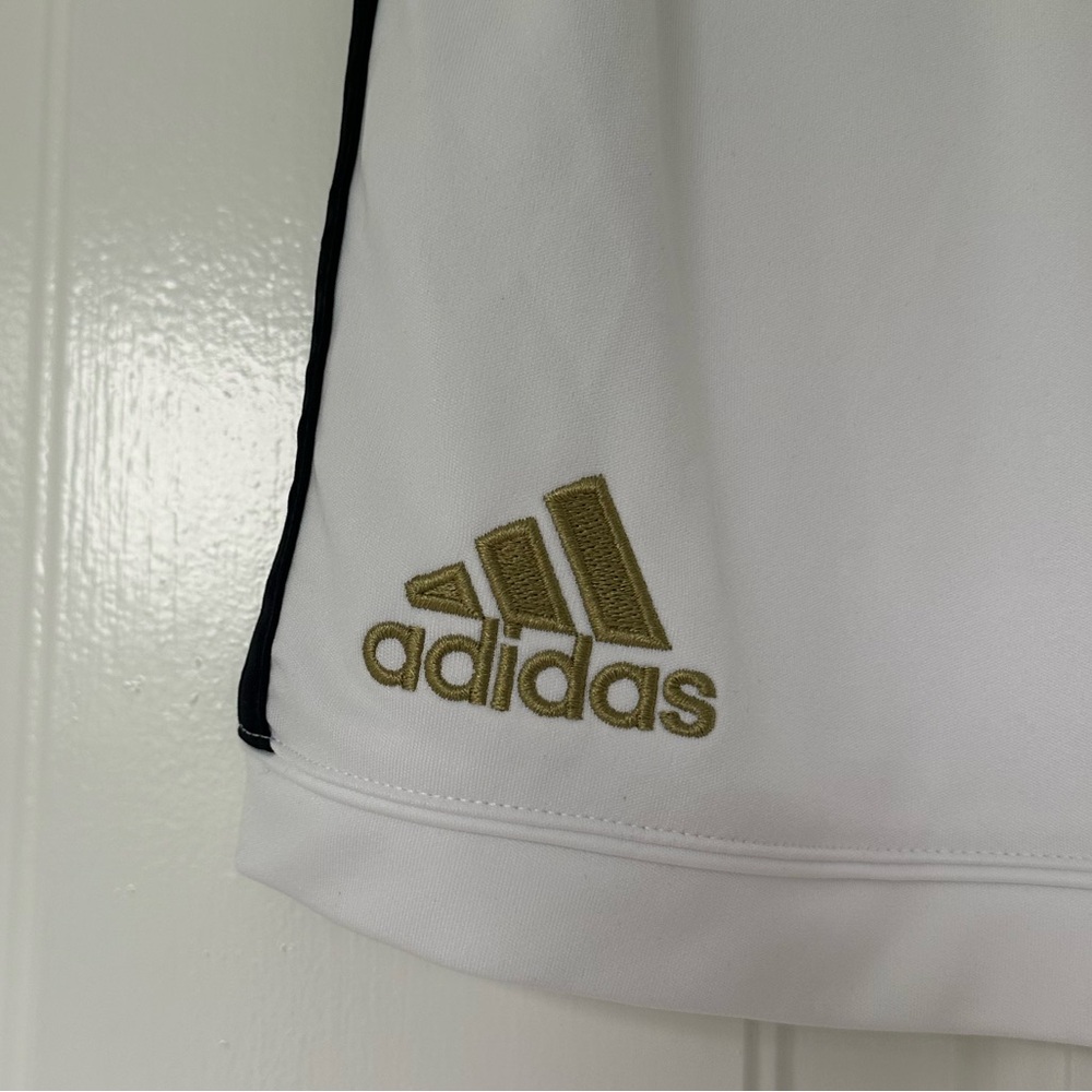 Boys’ Adidas Juventus White and Black Shorts - Picture 5 of 7